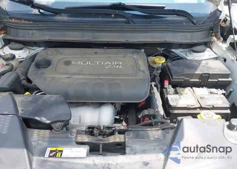 2016 Jeep Cherokee Latitude из США, поврежденный, VIN 1C4PJMCB2GW372592